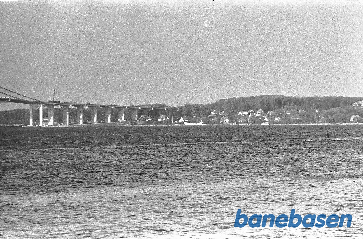 Bygning af den nye Lillebæltsbro i 1970 Bygning af den nye Lillebæltsbro i 1970