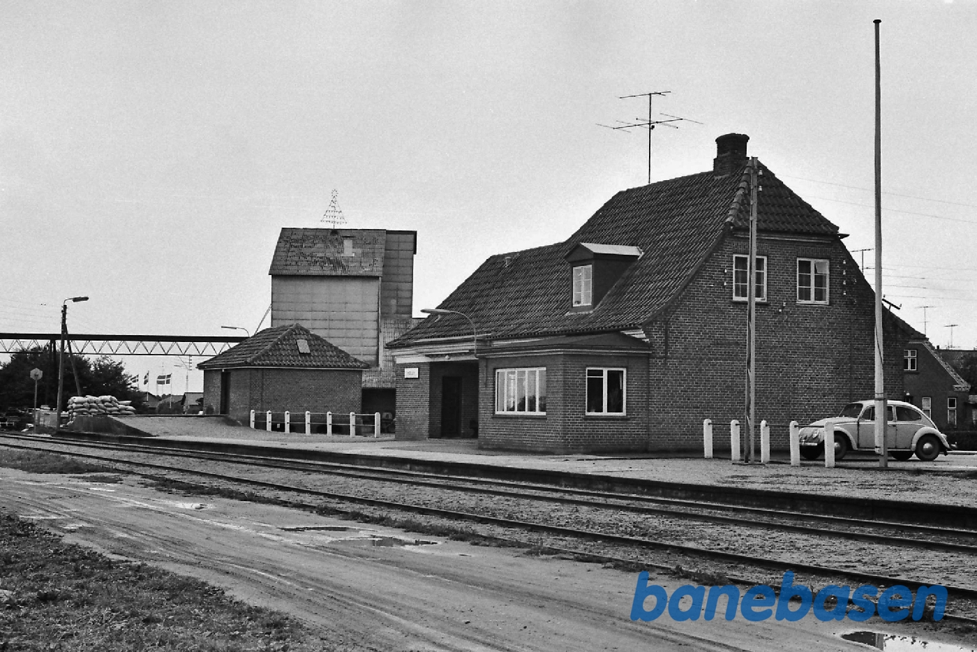 Stationsbygningen Stationsbygningen