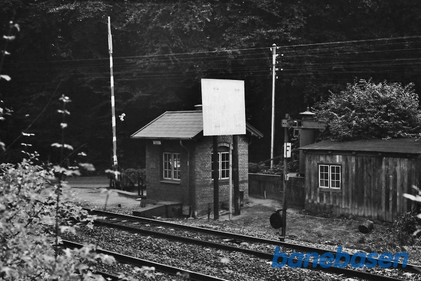 Frydenlund mellempost med bomme. Mellembloksignal Frydenlund mellempost med bomme. Mellembloksignal