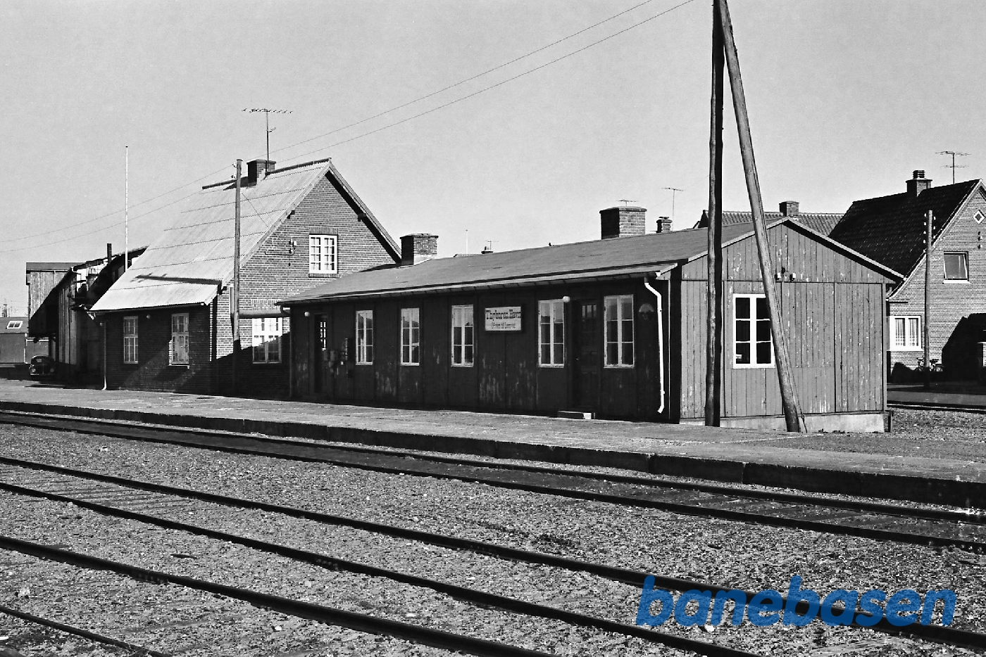 Stationsbygningen Stationsbygningen