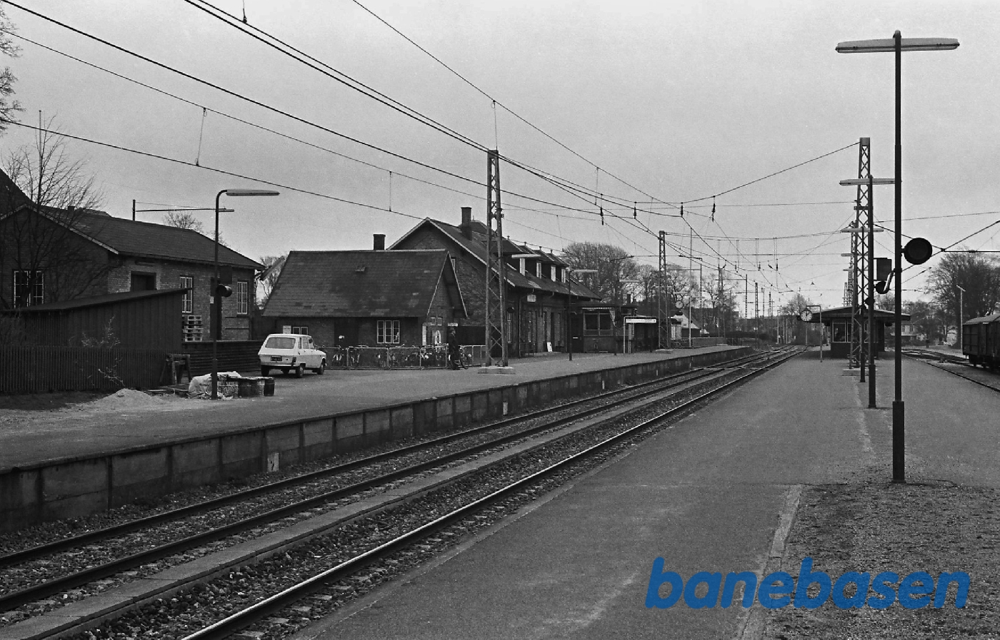 Stationsbygningen Stationsbygningen