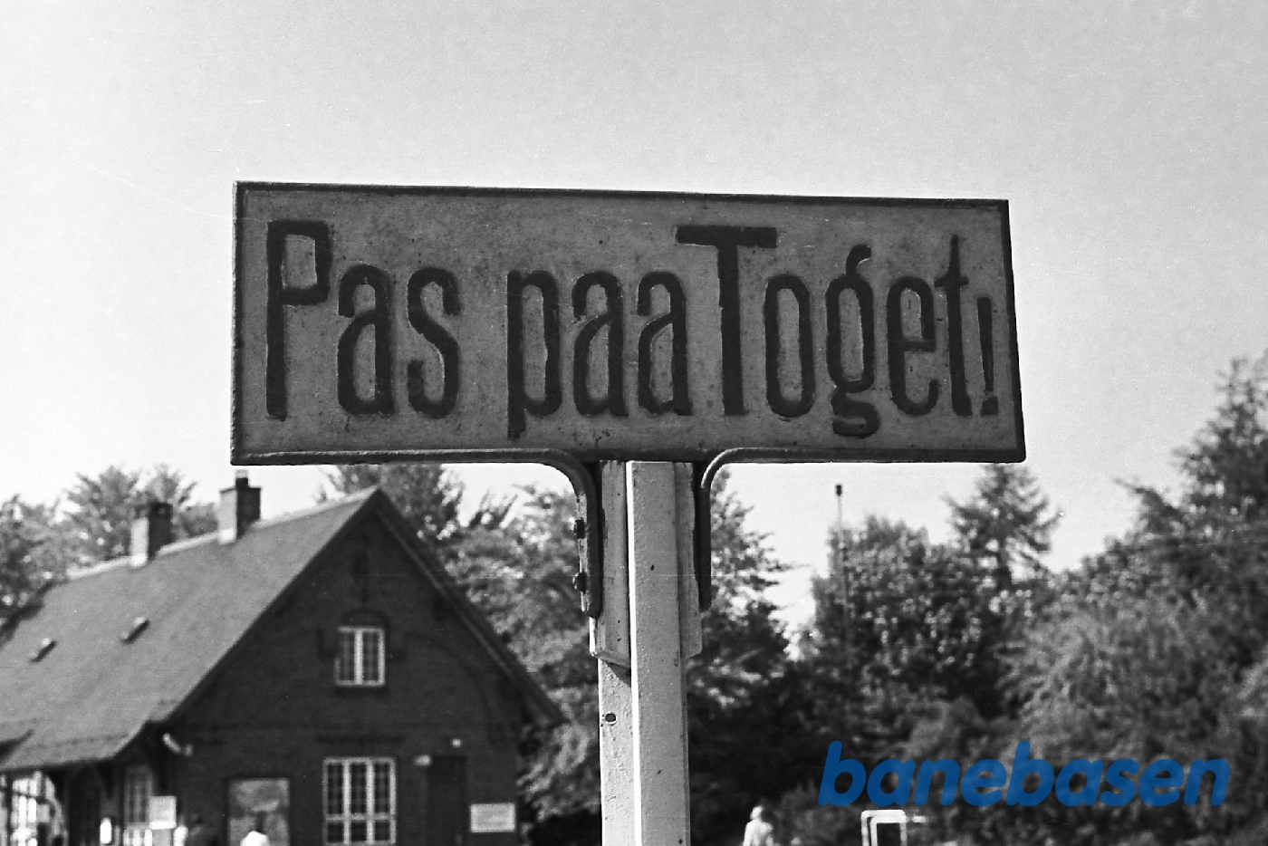 Skilt Pas på toget Skilt Pas på toget