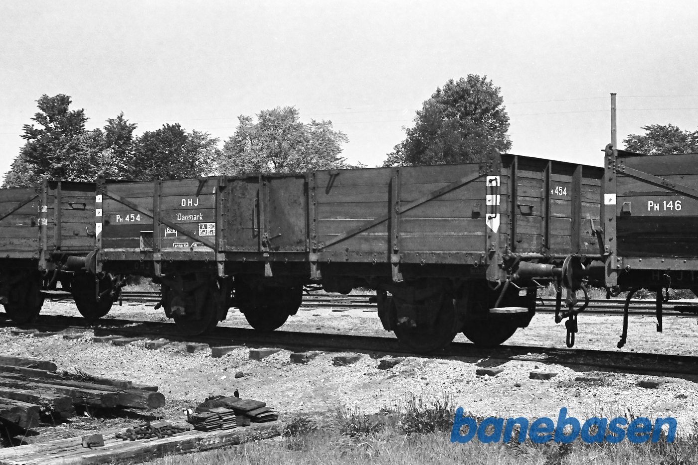 NSJK. Ph 454 NSJK. Ph 454