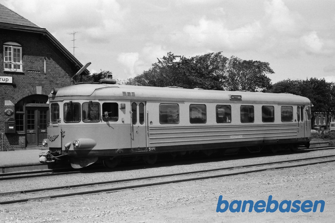 MB 51 MB 51