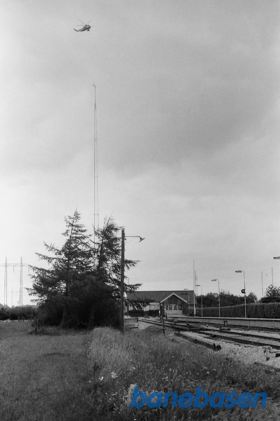 Stationen. Indk fra Jægersborg Stationen. Indk fra Jægersborg