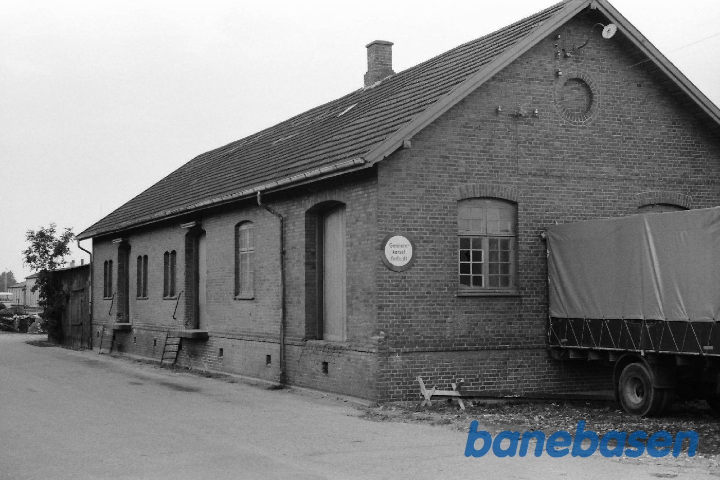 Pakhus fra gaden Pakhus fra gaden