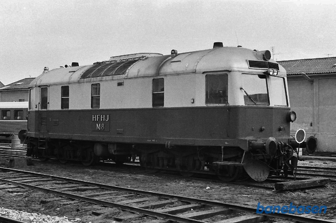 NSJK. M 8 Dieselloko