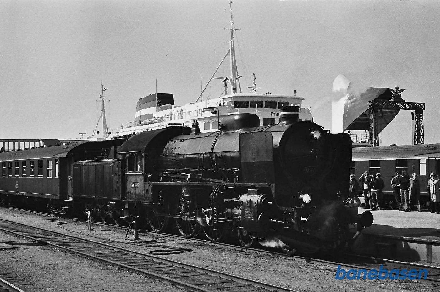 R 946 Indvielsestog Jernbanemuseet 17 - 04 - 1975