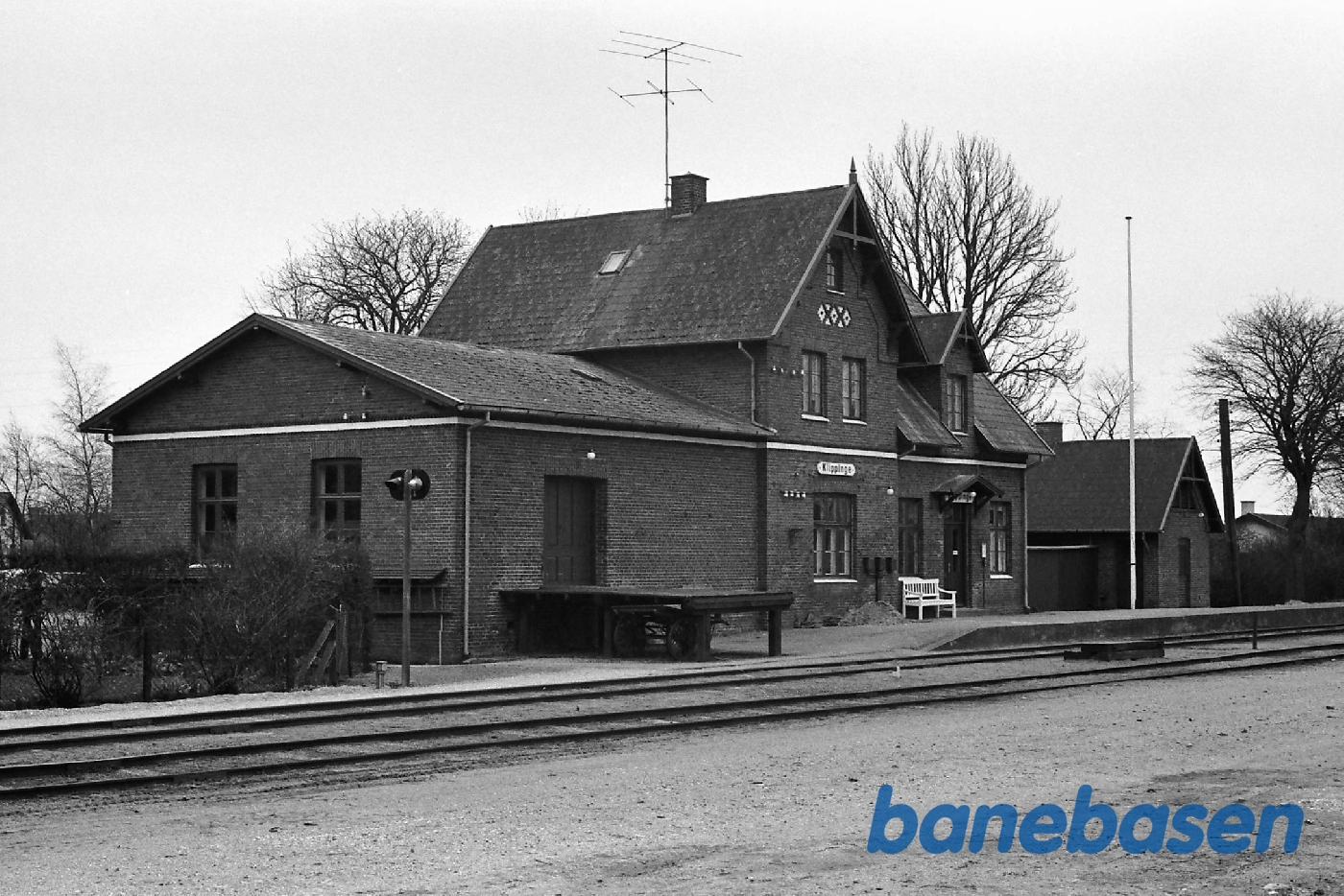 Stationen fra perron Stationen fra perron