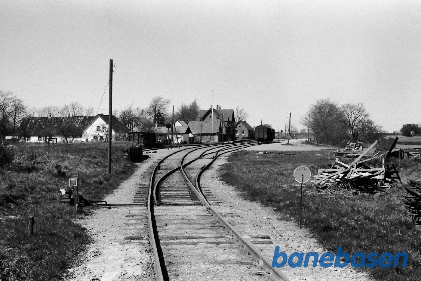 Stationen. Indk fra Faxe Ladeplads Stationen. Indk fra Faxe Ladeplads