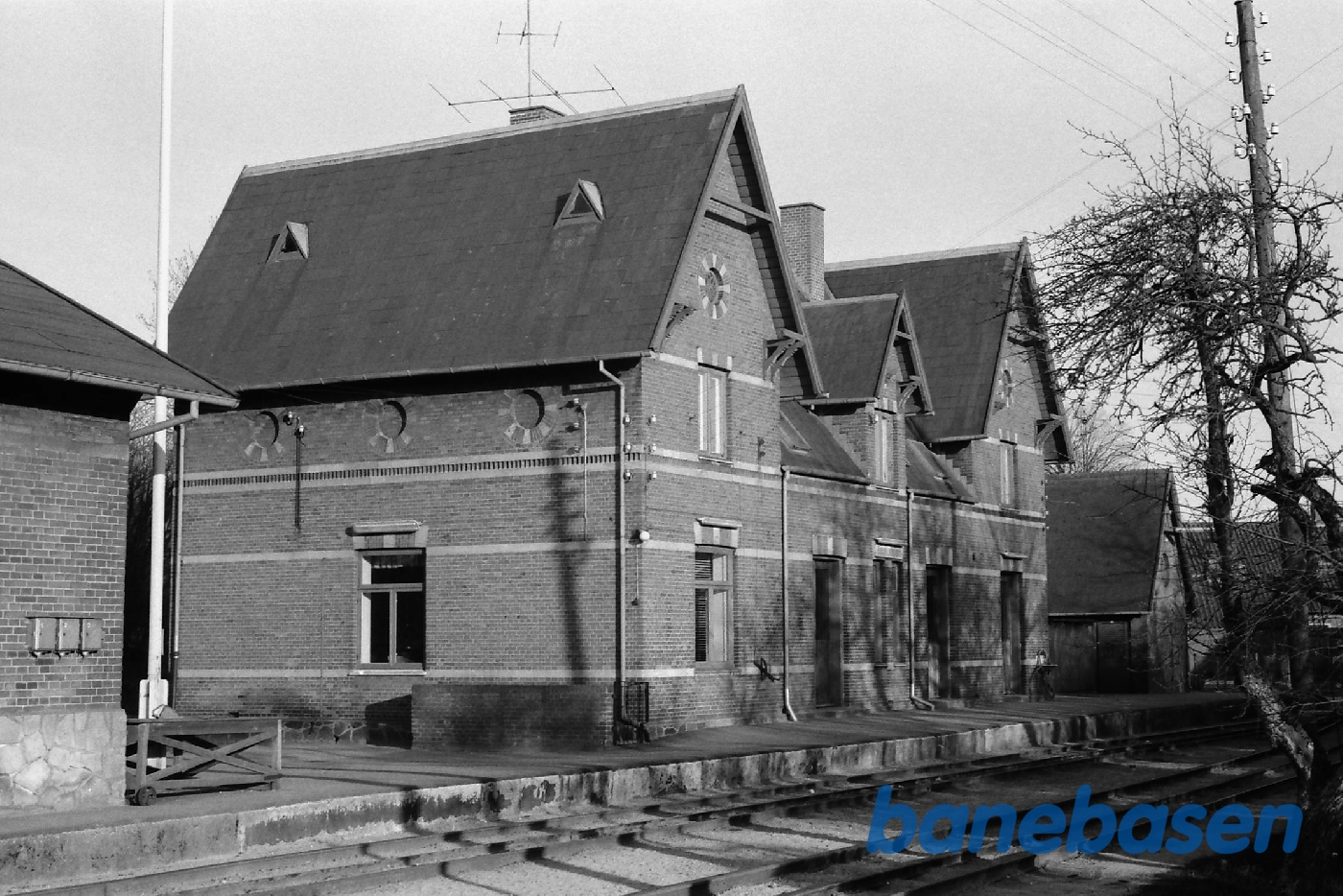 Station fra perronen Station fra perronen