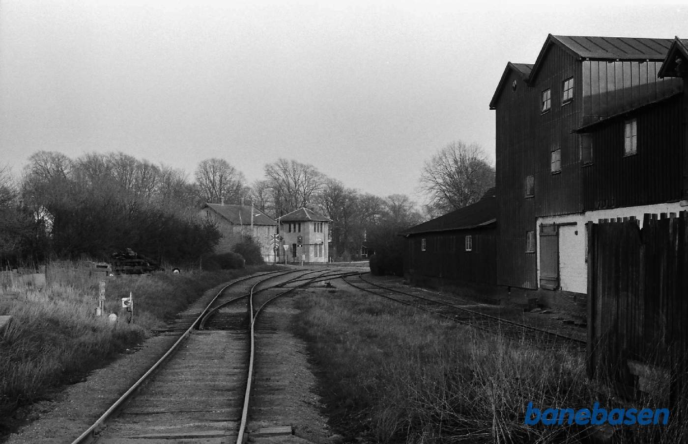 Station. Indkørsel Station. Indkørsel