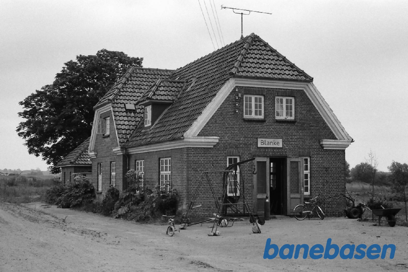 Stationen fra gaden Stationen fra gaden