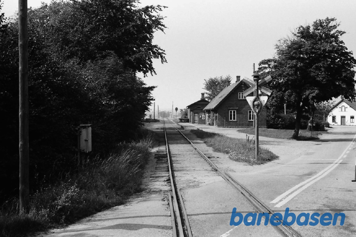 Stationen. Indk fra Hov Stationen. Indk fra Hov