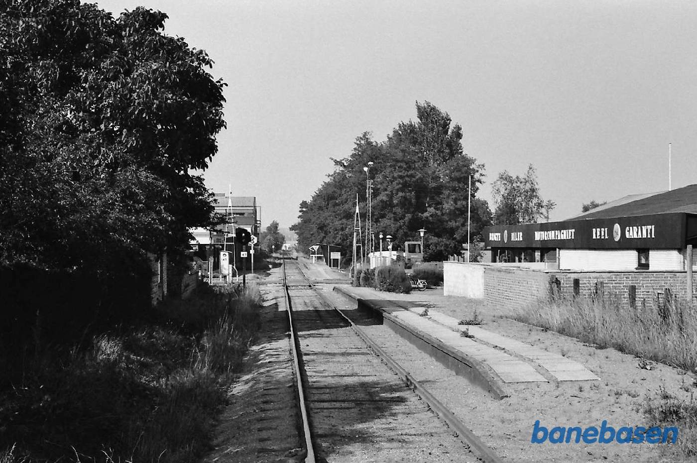 Trinbræt. Indk fra Hov Trinbræt. Indk fra Hov