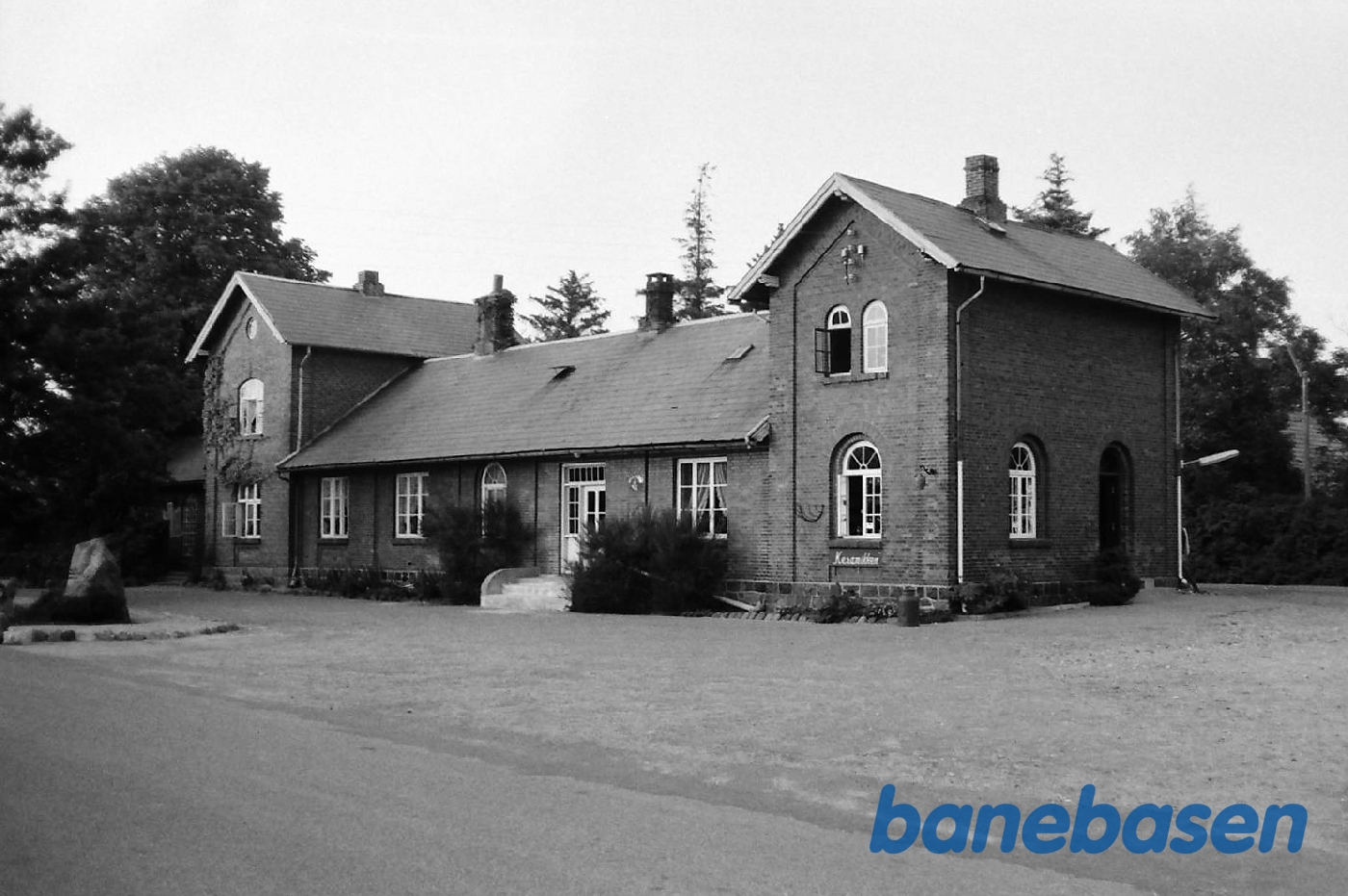 Stationen fra gaden Stationen fra gaden