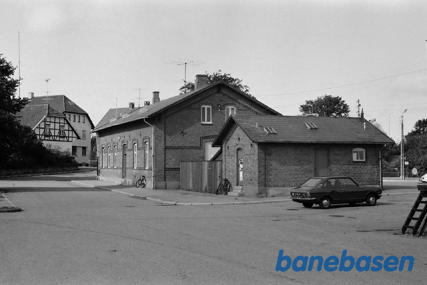 Stationen fra gaden Stationen fra gaden