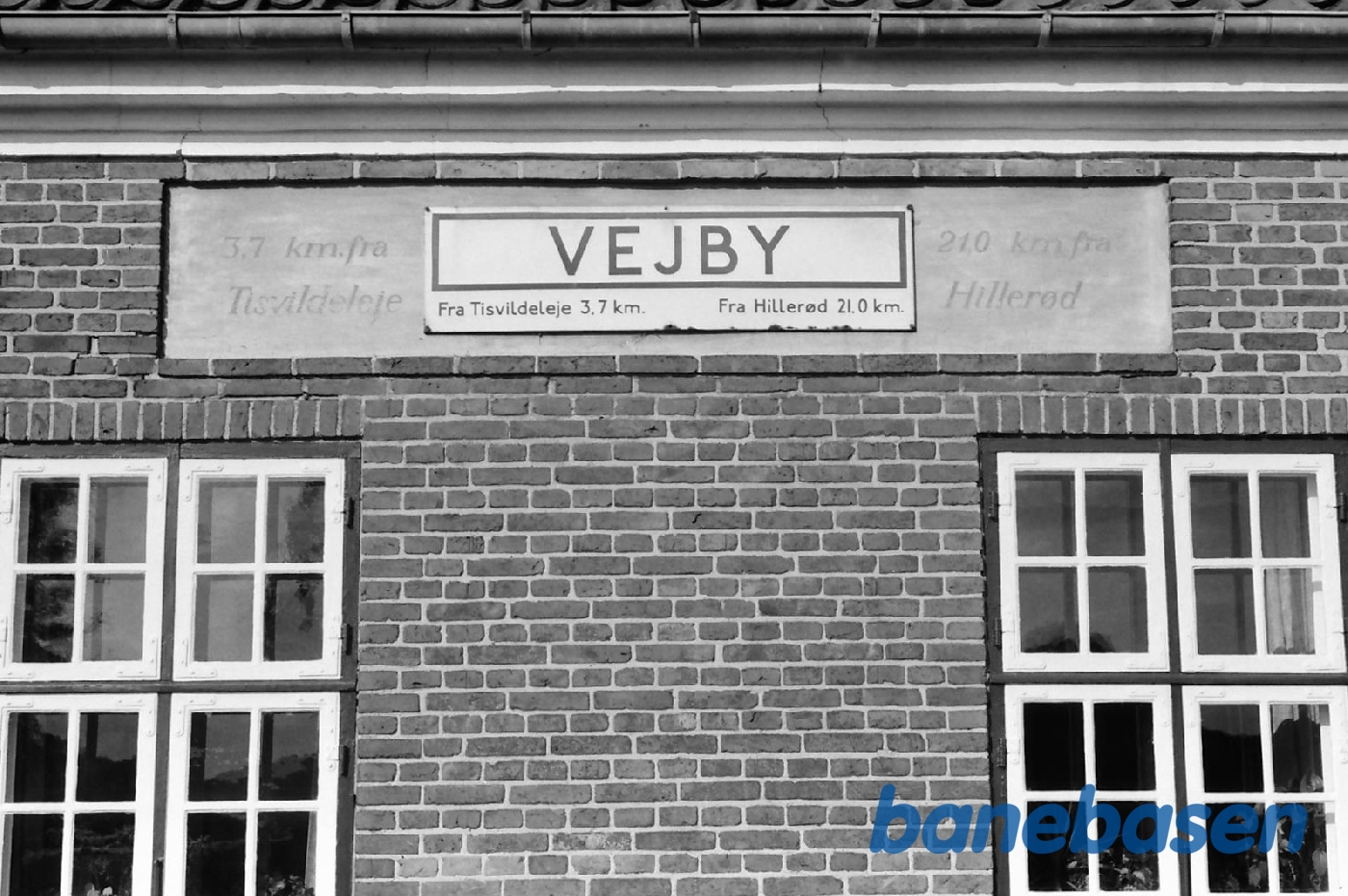 Stationskilt Stationskilt
