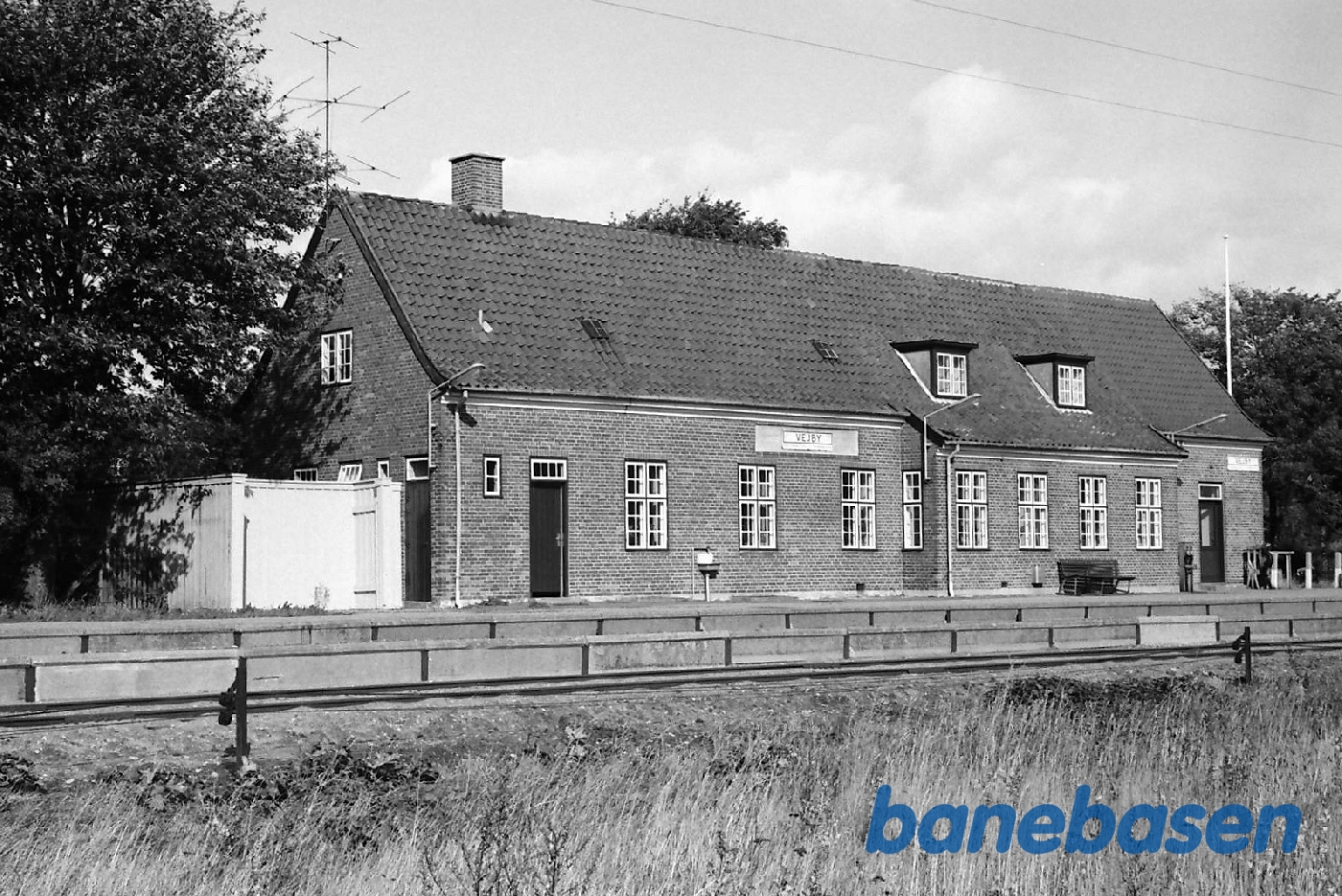 Stationen fra perron Stationen fra perron