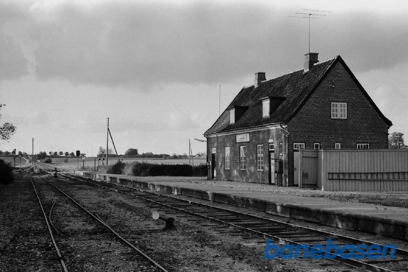 Stationen fra perron Stationen fra perron