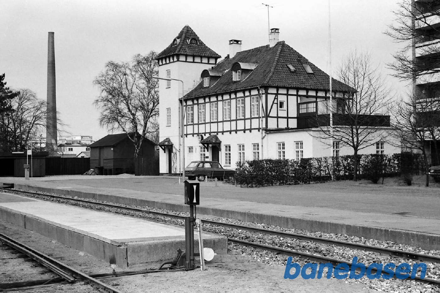 Stationen fra perron Stationen fra perron