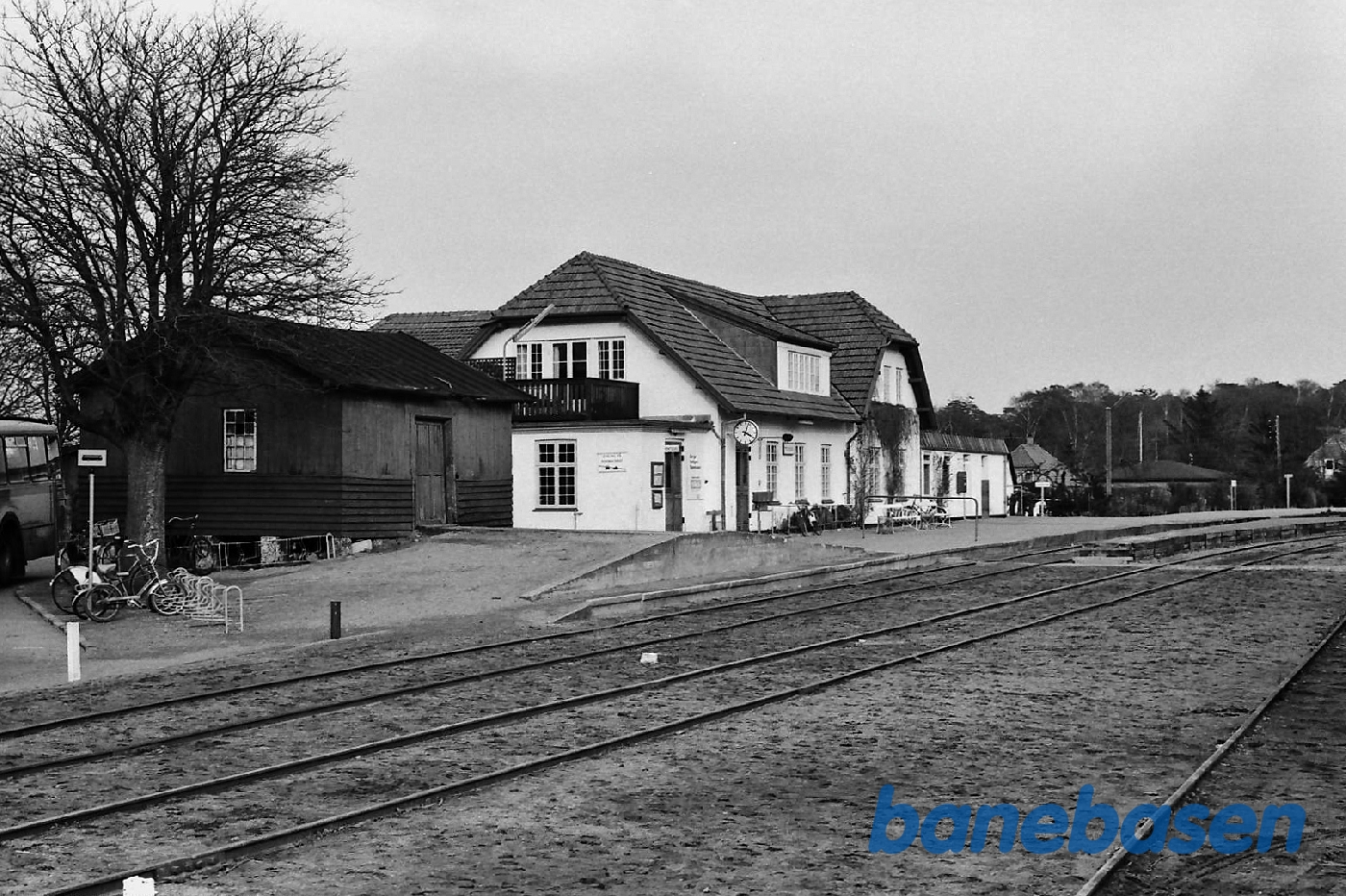 Station fra perron Station fra perron