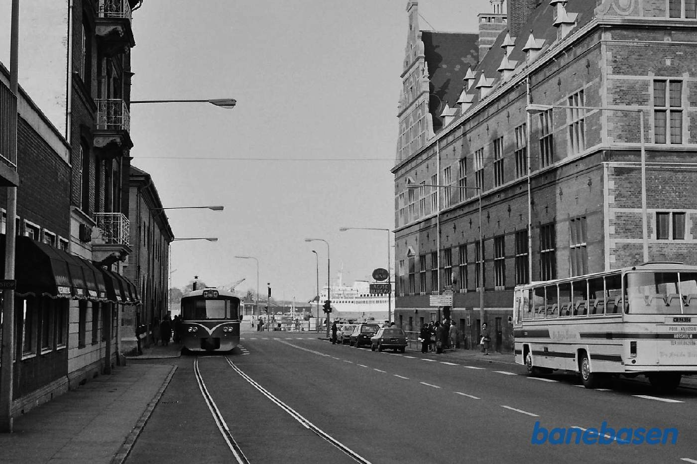 Perron fra syd Perron fra syd