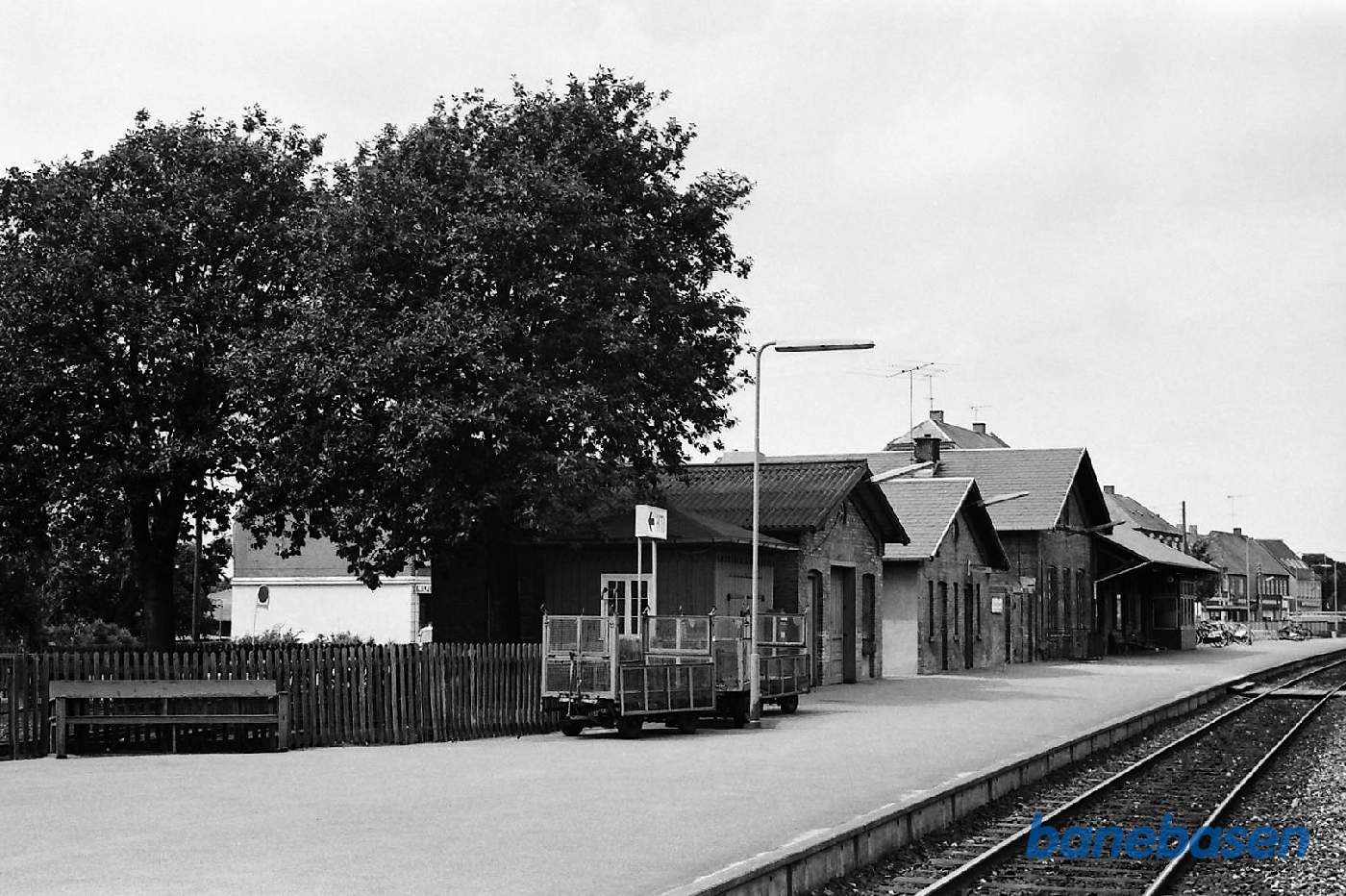 Station fra perron Station fra perron