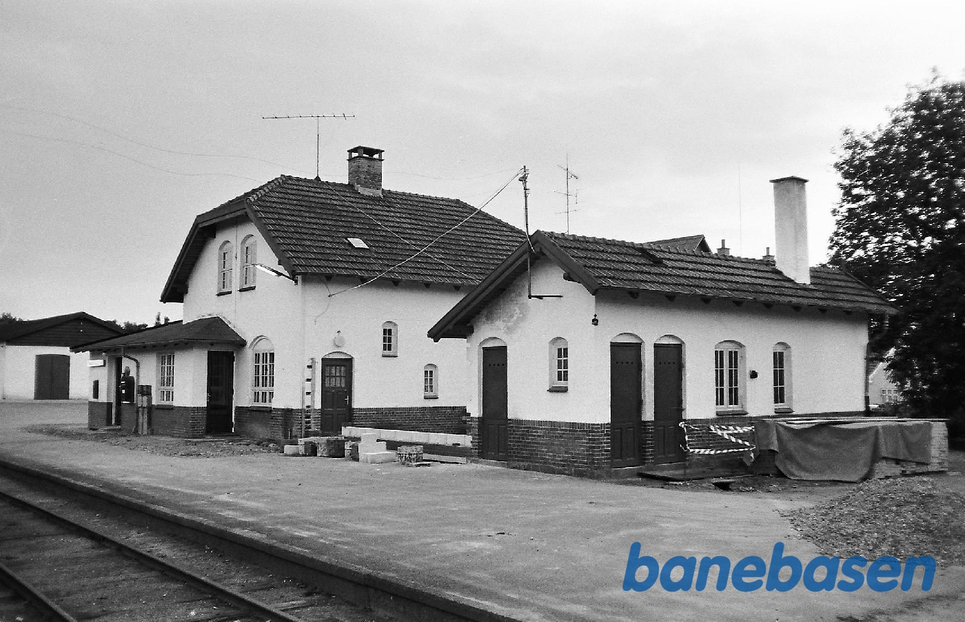 Stationen fra perron Stationen fra perron