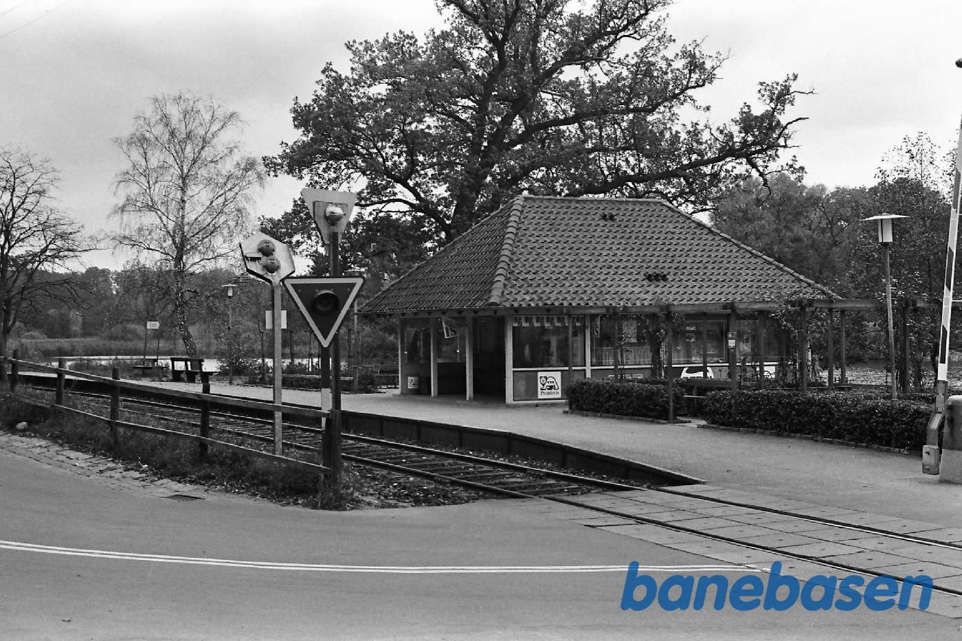 Kiosk med venterum Kiosk med venterum