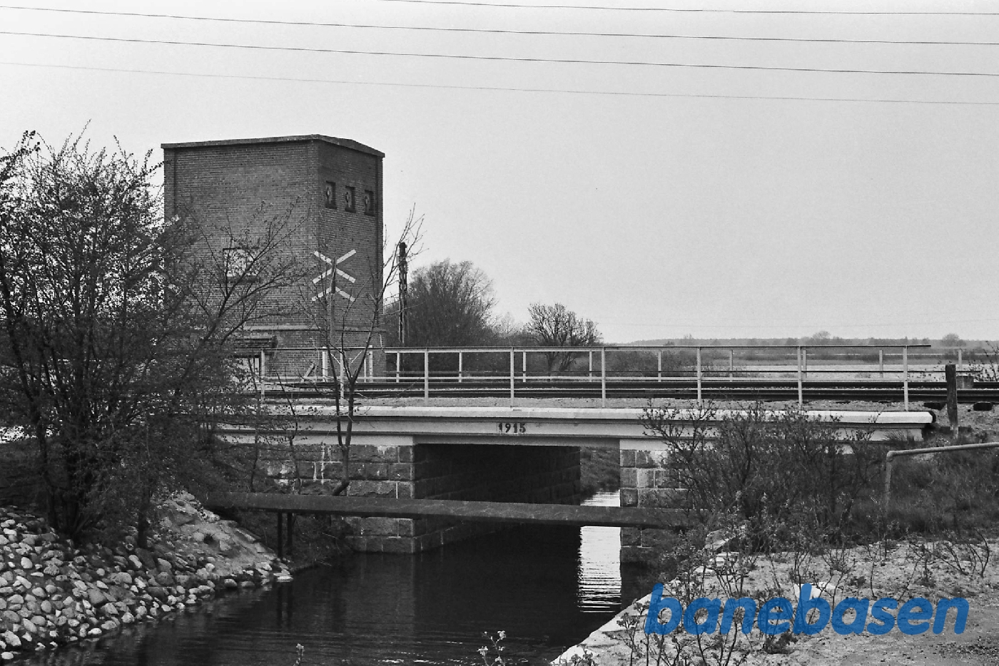 Bro over å fra syd Bro over å fra syd