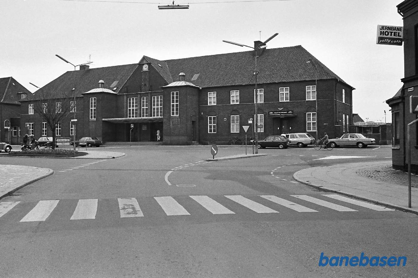 Stationen fra gaden