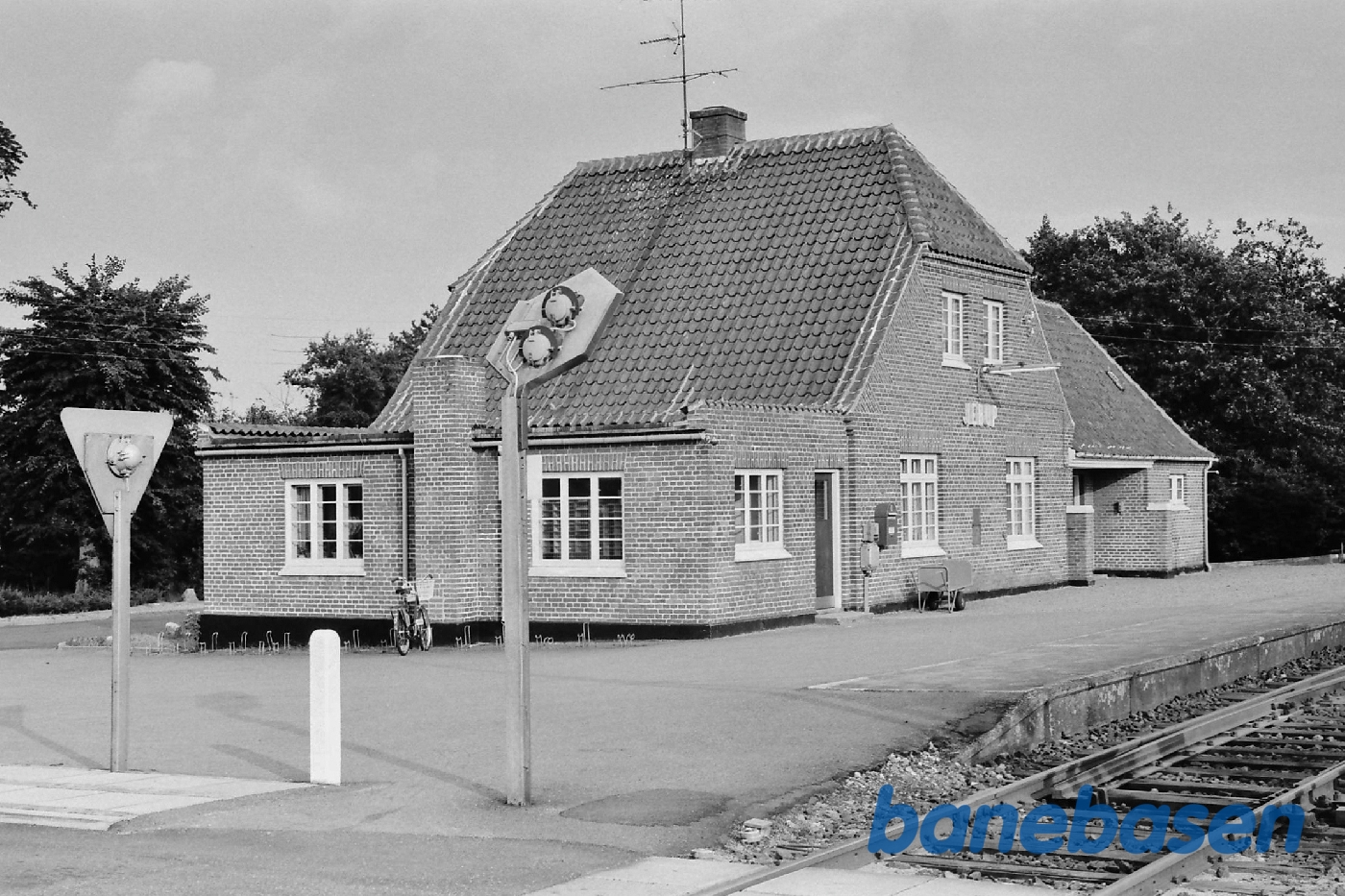 Stationen fra perron Stationen fra perron