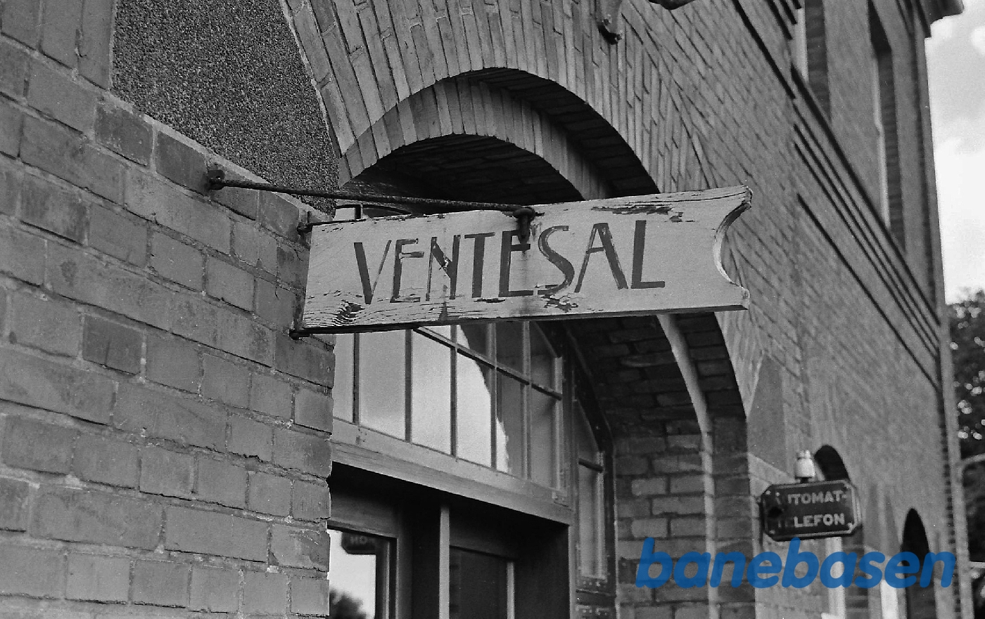 Skilt Ventesal Skilt Ventesal