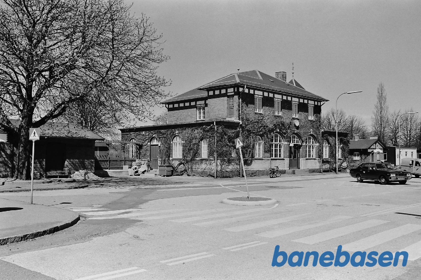 Stationen fra gaden Stationen fra gaden