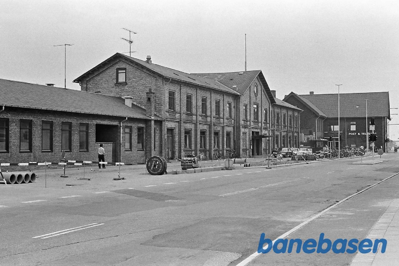 Stationen fra gaden Stationen fra gaden