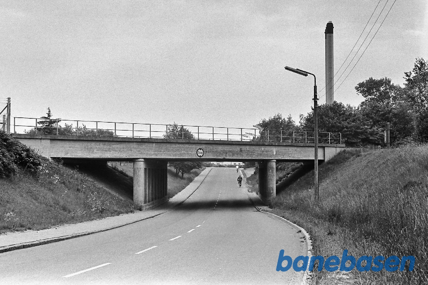 Bro over vej fra nord Bro over vej fra nord