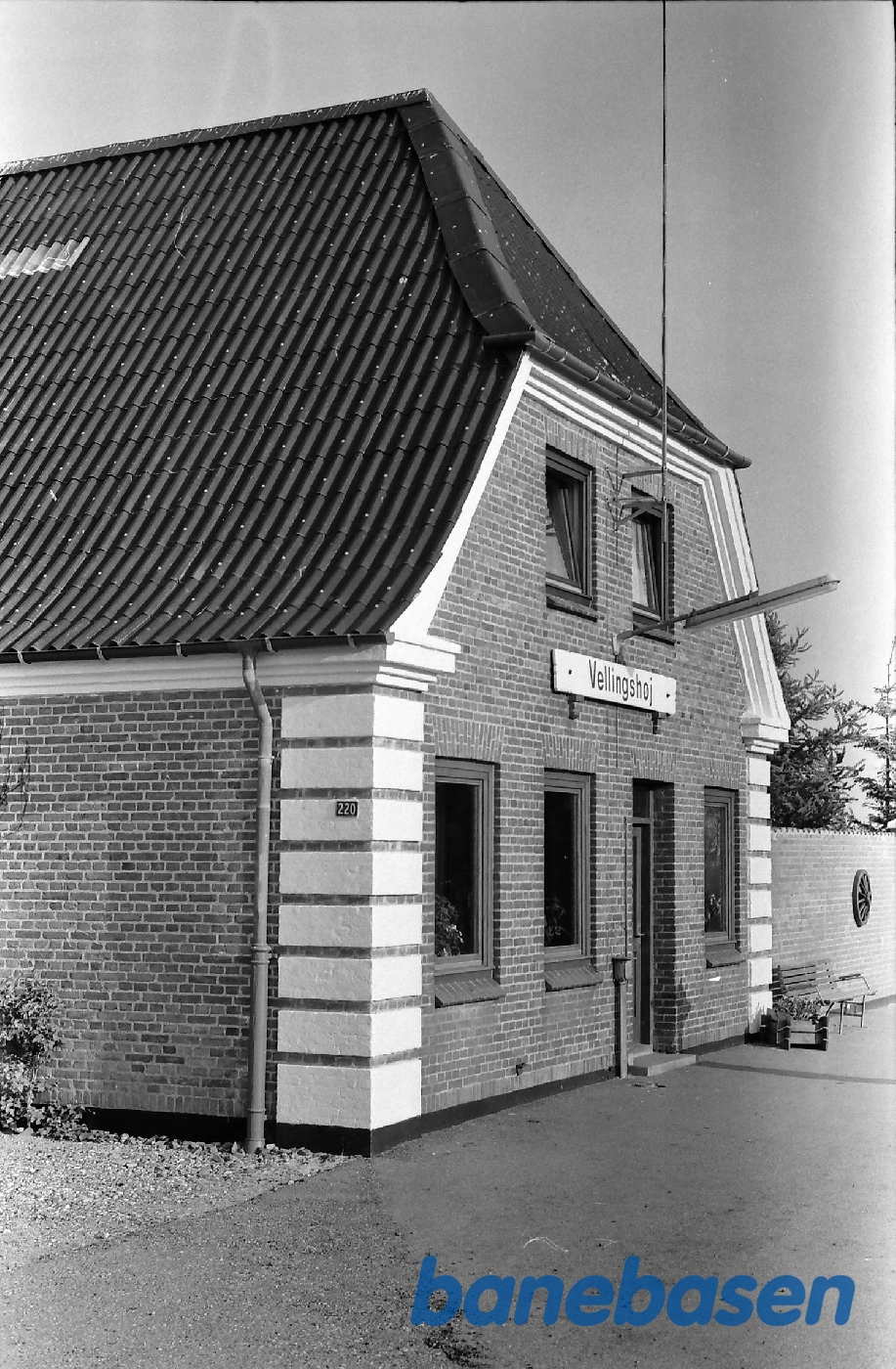 Nærbillede af stationen Nærbillede af stationen
