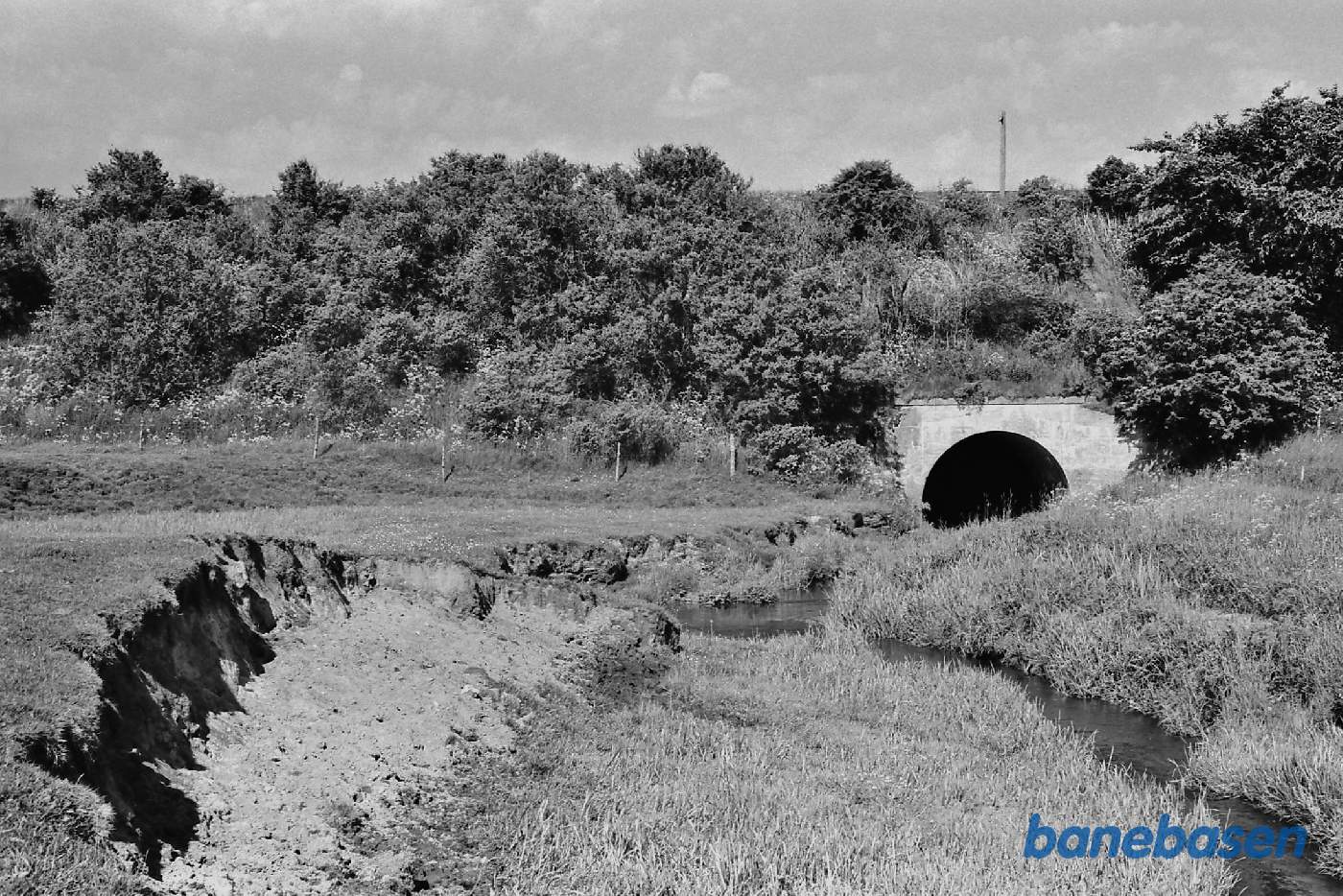 Bro over å set fra øst Bro over å set fra øst