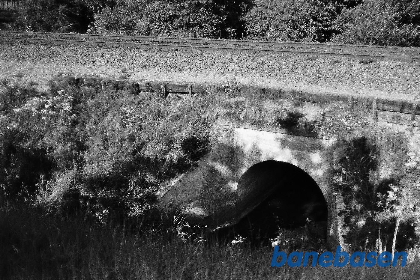 Bro ved gamle indkørsel til Hirtshals Bro ved gamle indkørsel til Hirtshals