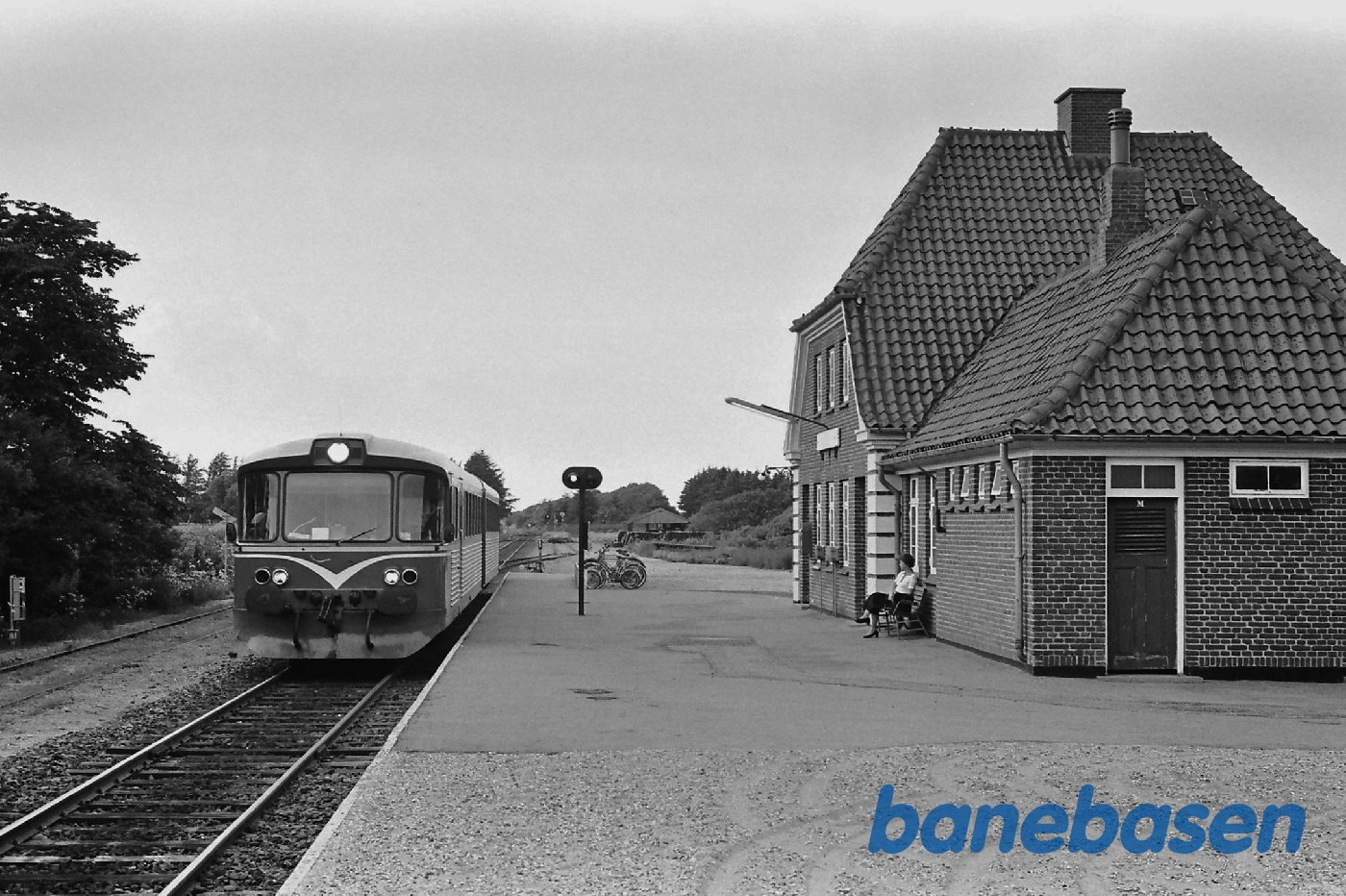 Tog på stationen Tog på stationen