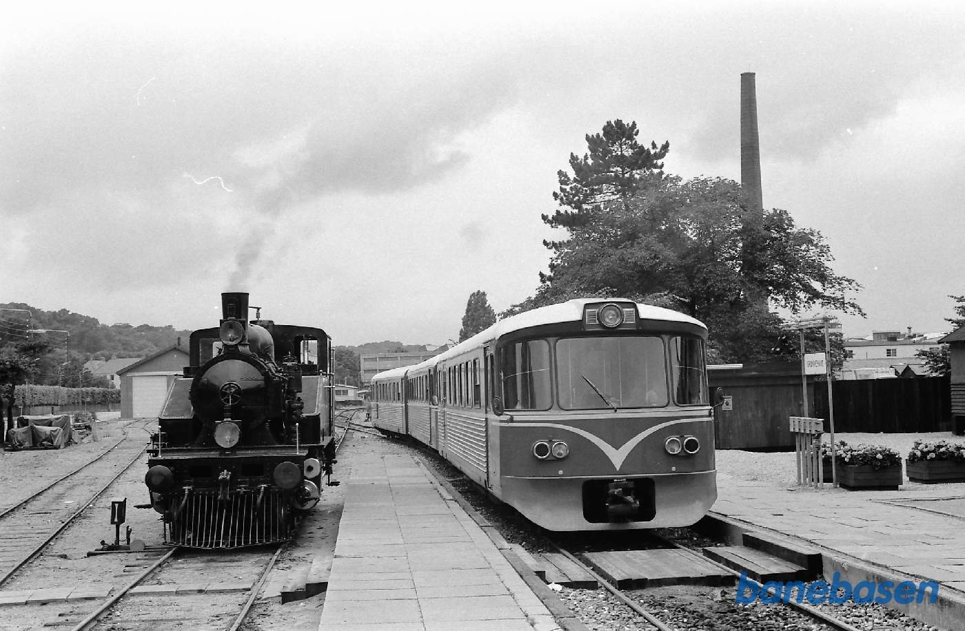 NSJK. OKMJ 14 på Grønnehave station med Y-tog