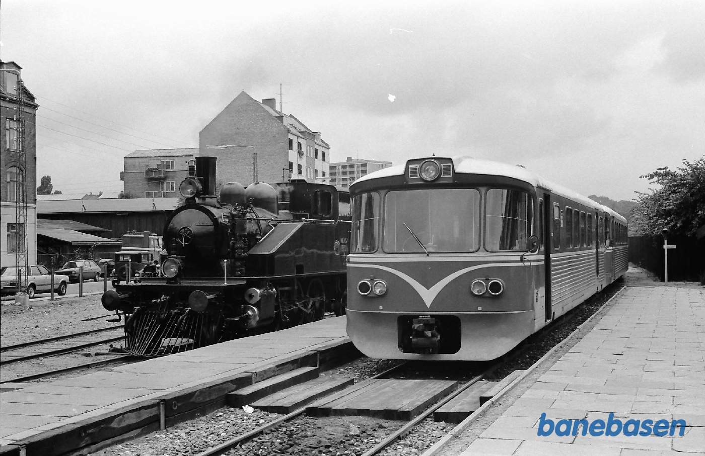 NSJK. OKMJ 14 på Grønnehave station med Y-tog