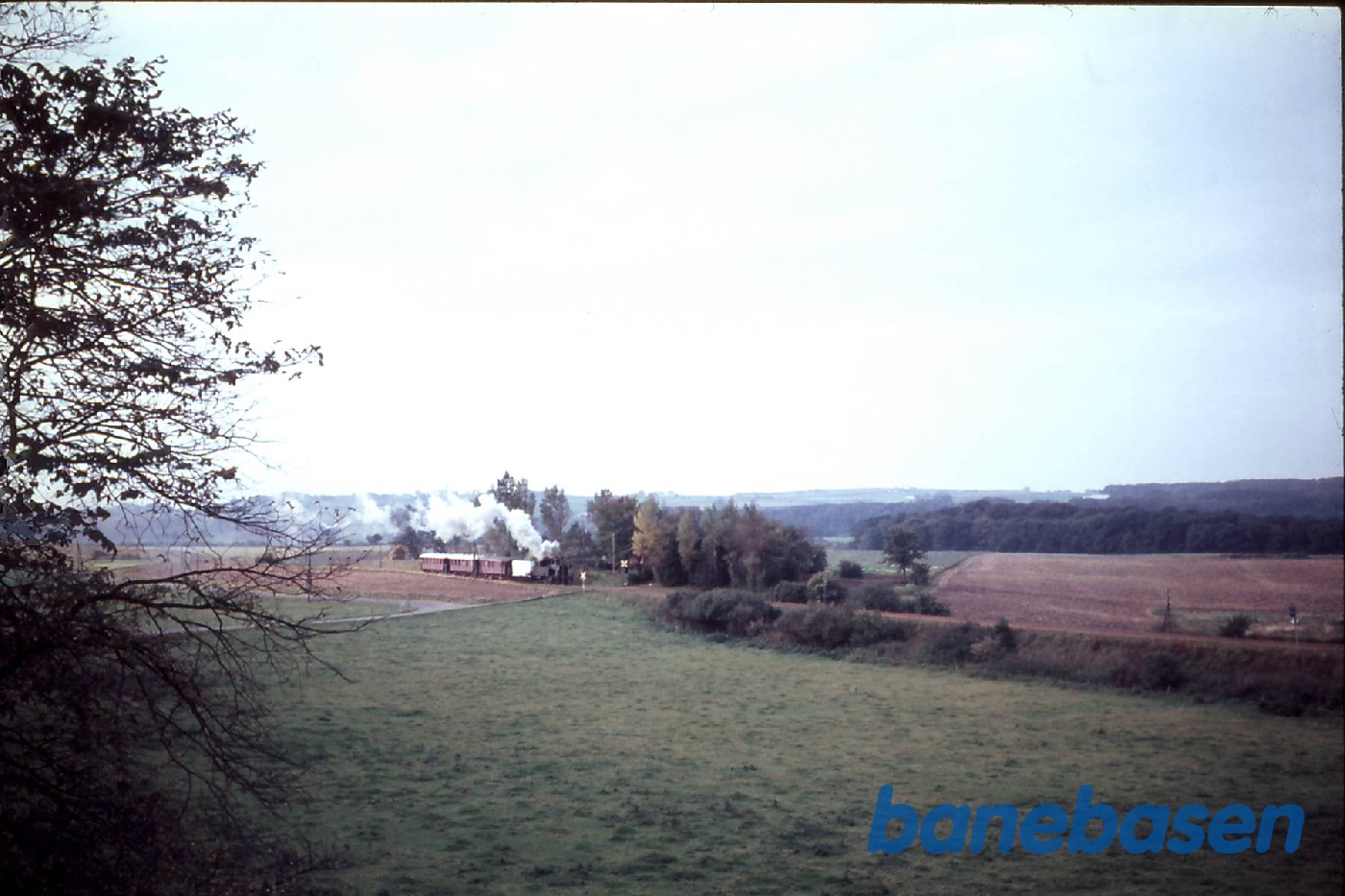 HOJ L 406 med særtog for DMJK på vej fra Horsens mod Silkeborg HOJ L 406 med særtog for DMJK på vej fra Horsens mod Silkeborg