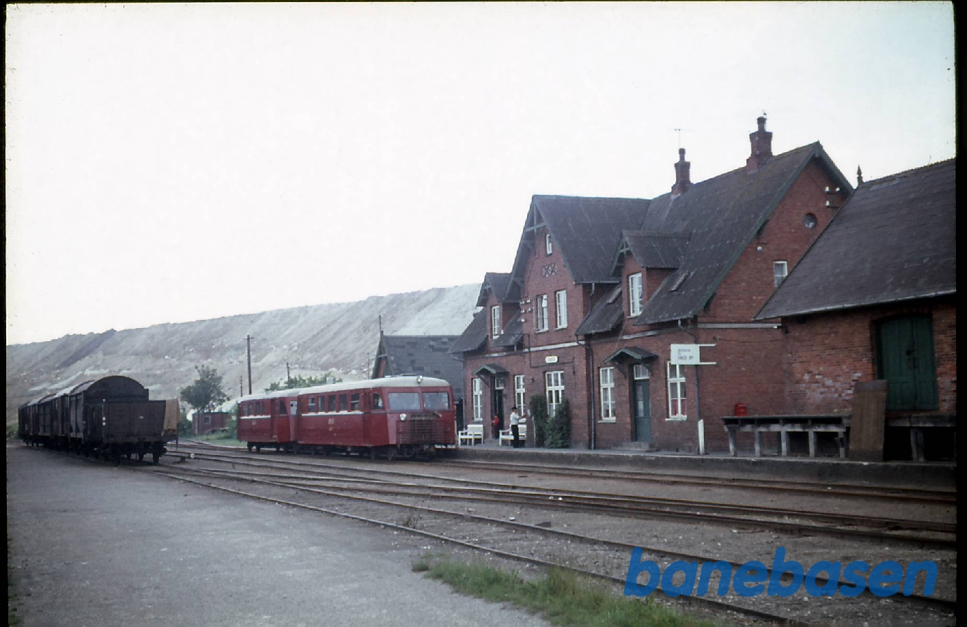 Særtog med ØSJS Sm 13 + Sp 1. Fakse station Særtog med ØSJS Sm 13 + Sp 1. Fakse station