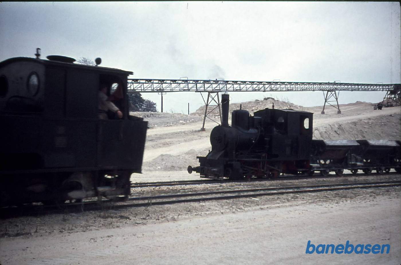 Smalspor. Faxe kalk FJ IV og FJ ? i kalkgruben