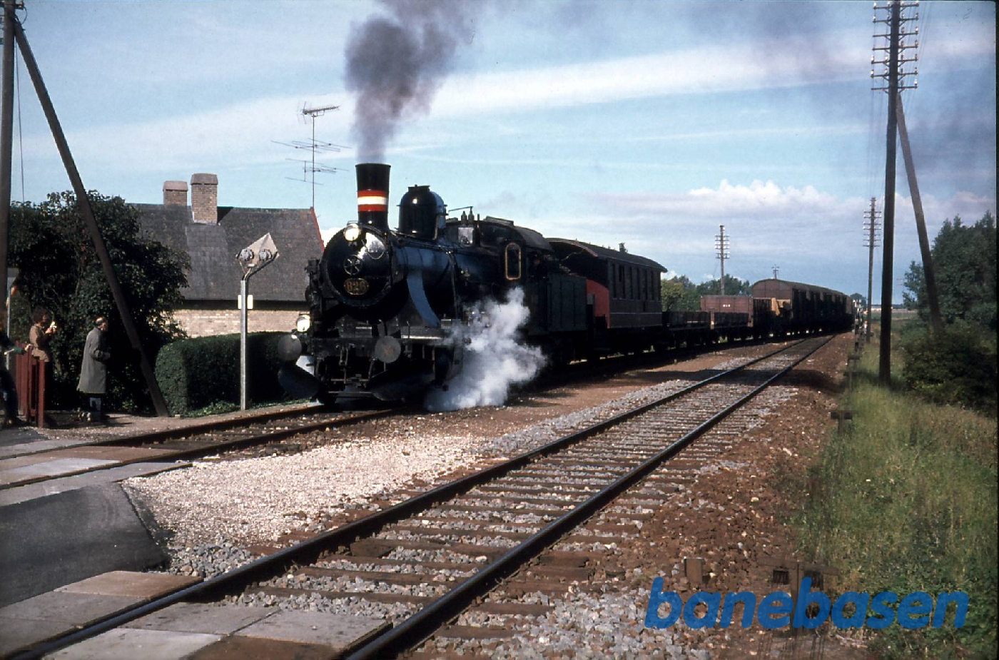 DSB D 826. Indkørsel til Lille Skensved fra Roskilde DSB D 826. Indkørsel til Lille Skensved fra Roskilde