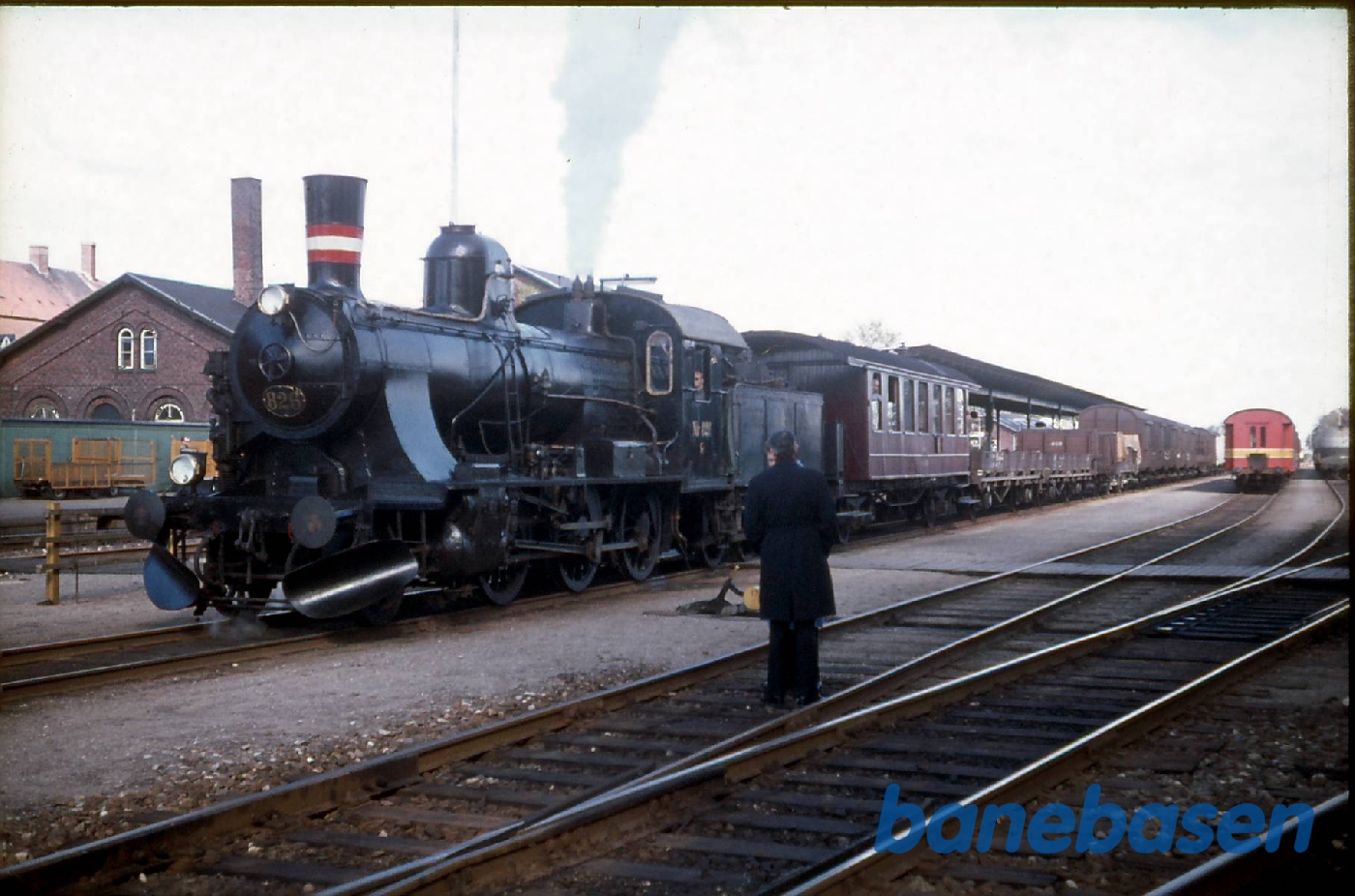 DSB D 826 Køge station DSB D 826 Køge station