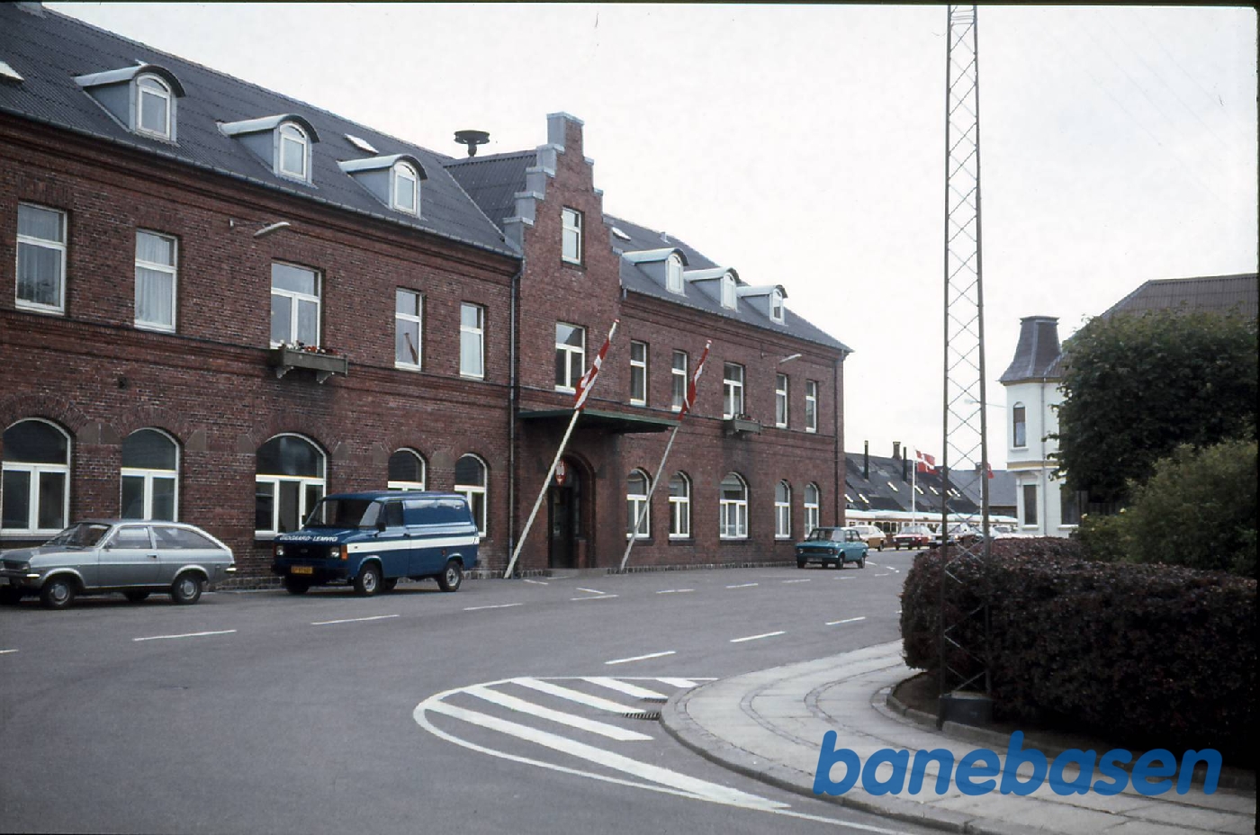 VLTJ 75 års jubilæum. Lemvig station fra gaden VLTJ 75 års jubilæum. Lemvig station fra gaden