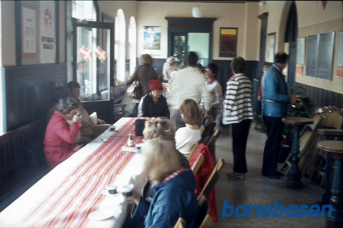 VLTJ 75 års jubilæum. Kaffebord på Lemvig station VLTJ 75 års jubilæum. Kaffebord på Lemvig station